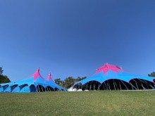 Double chapiteaux à louer pour cirques